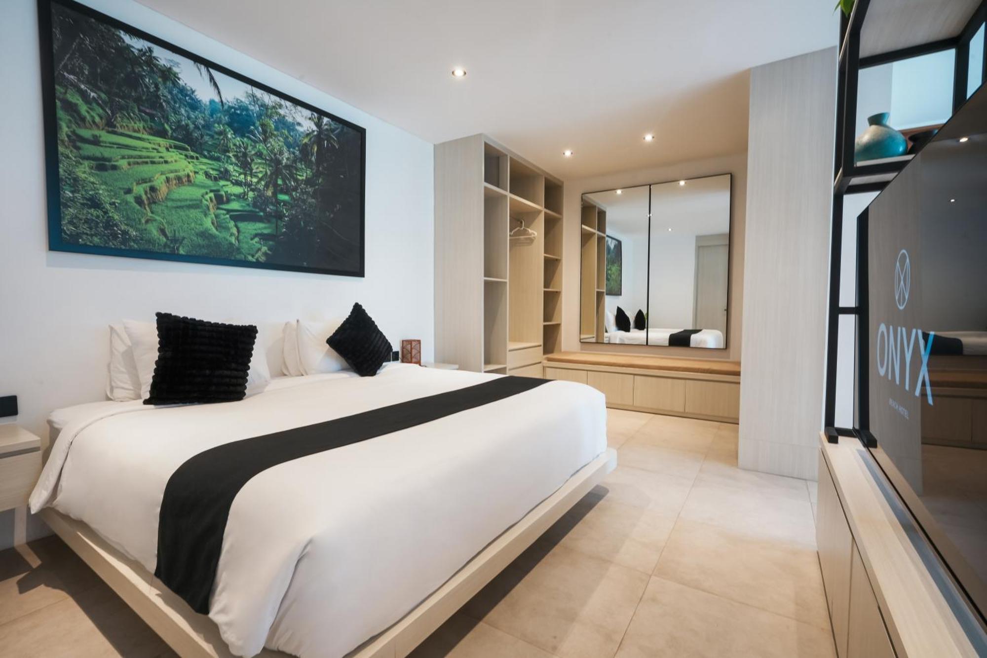 Onyx Beach Hotel Canggu Екстериор снимка