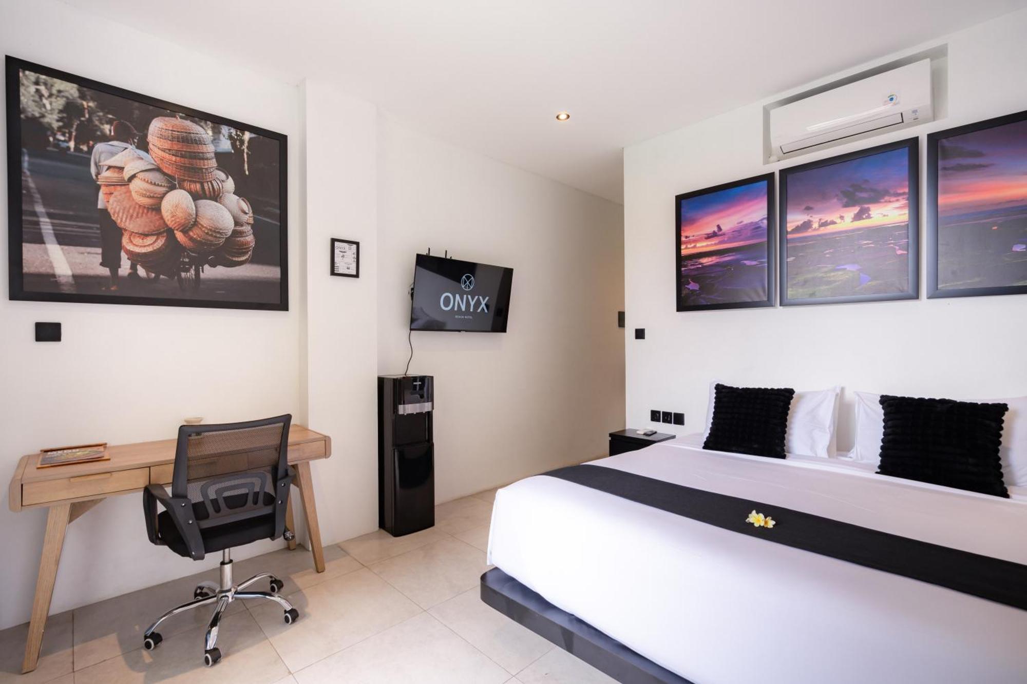 Onyx Beach Hotel Canggu Екстериор снимка