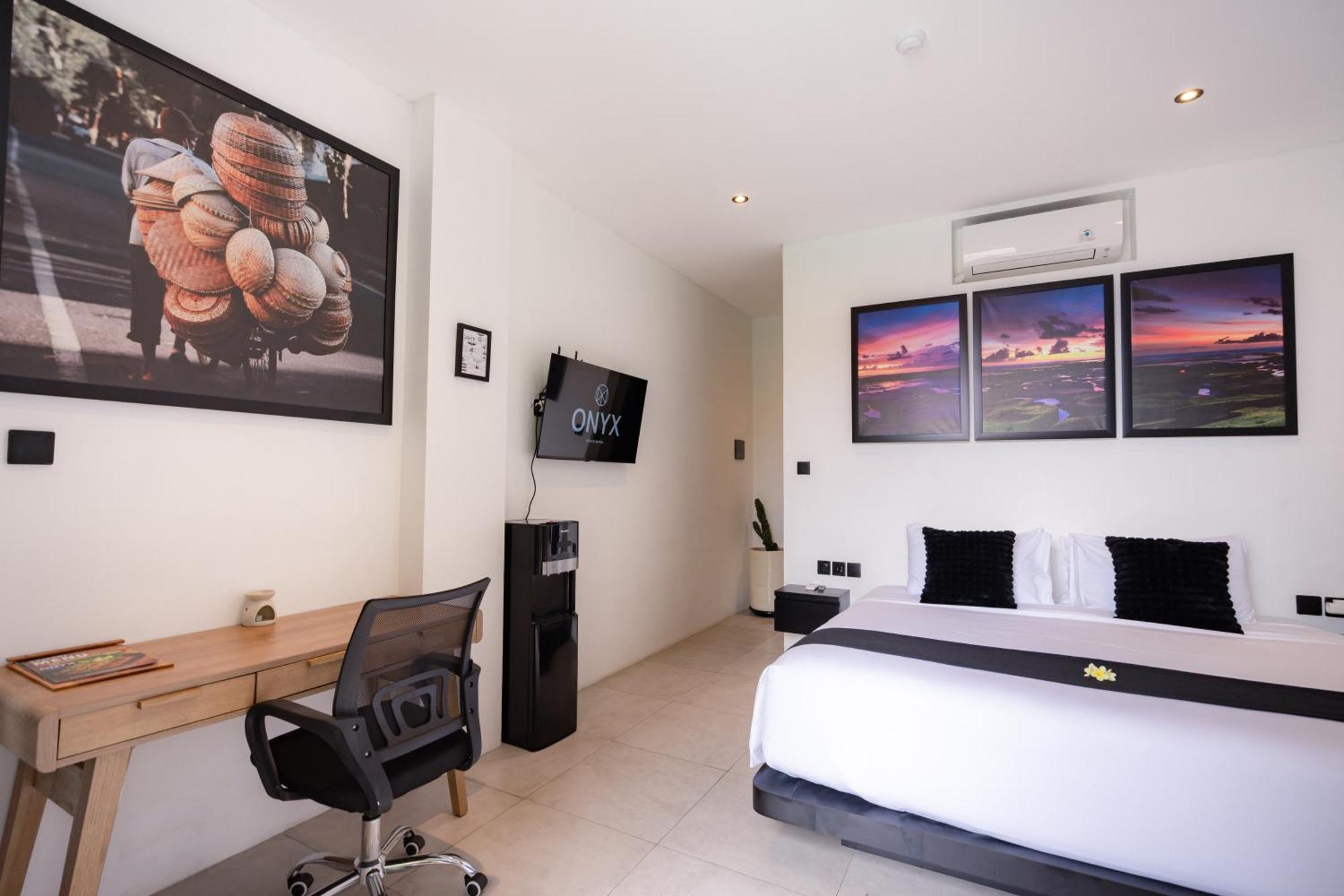 Onyx Beach Hotel Canggu Екстериор снимка