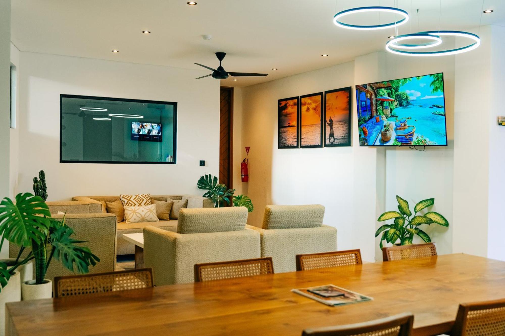 Onyx Beach Hotel Canggu Екстериор снимка