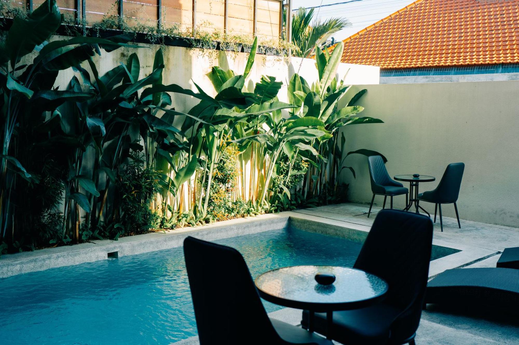 Onyx Beach Hotel Canggu Екстериор снимка
