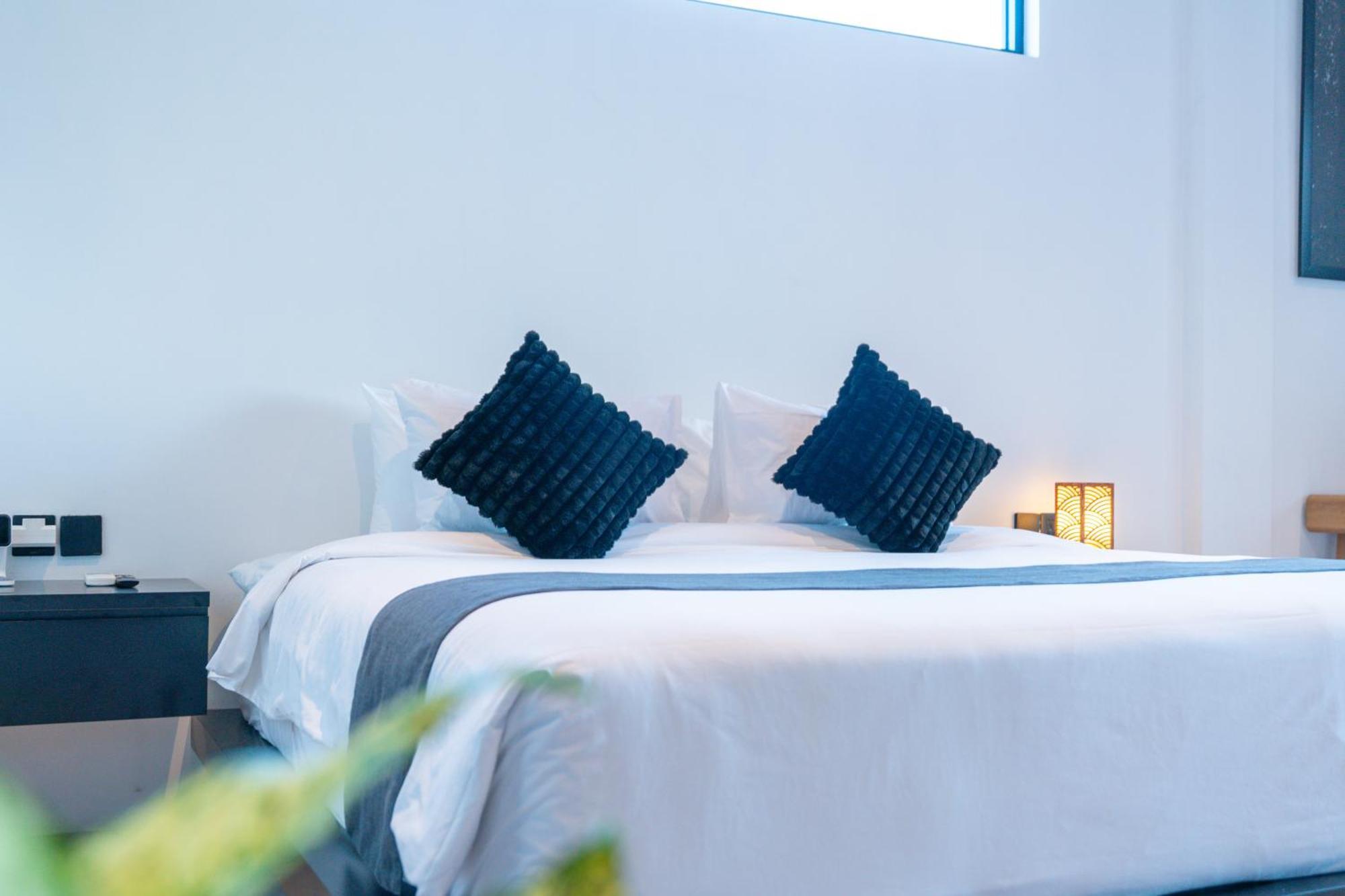 Onyx Beach Hotel Canggu Екстериор снимка